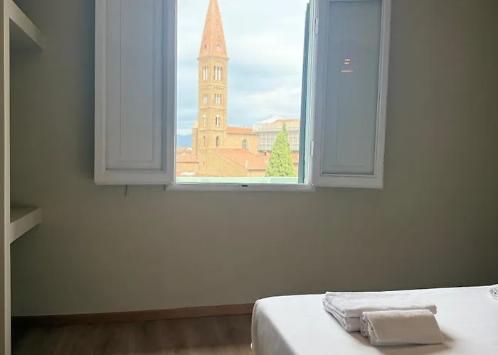 Bohemian View Santa Maria Novella منزل للإقامة فلورنس